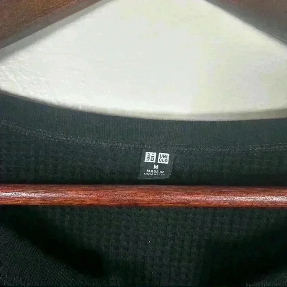 Uniqlo Black Waffle‎ Dress - Picture 4 of 5